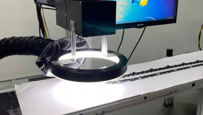 陶瓷電子元件基材視覺打標方案：材質(zhì)脆性微裂紋