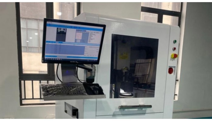 精密螺絲行業(yè)視覺定位激光打標方案：微小型零件大批量無漏打