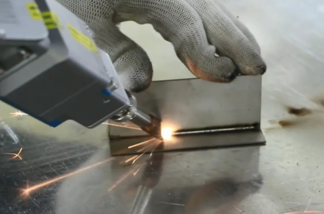 光纖激光焊接機技術人才培養瓶頸分析