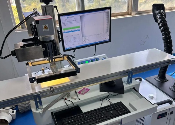 高速流水線在線激光機(jī)選型指南