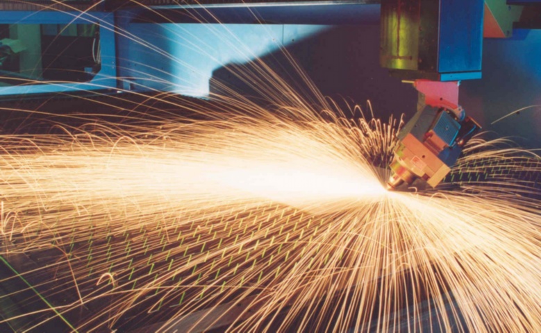 精密激光切割機(jī)的日常維護(hù)周期與注意事項(xiàng)