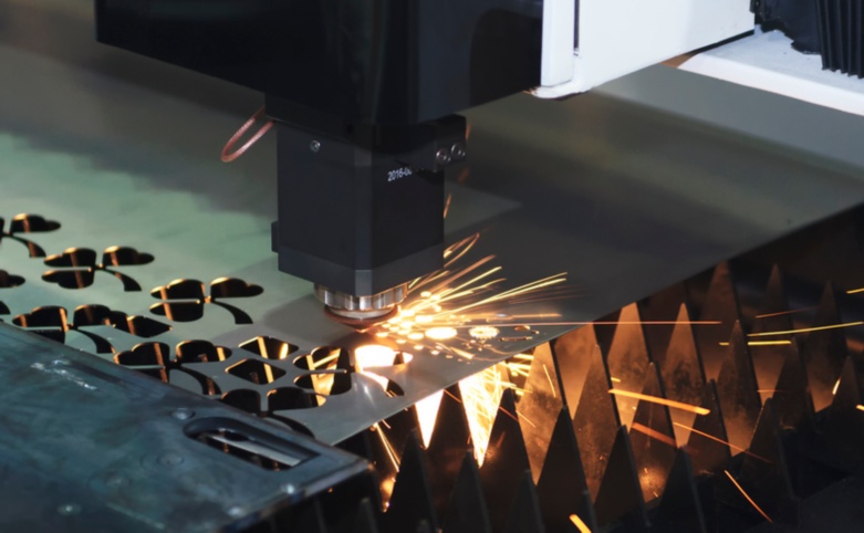 皮秒與光纖激光切割機：熱影響區與精度對比分析